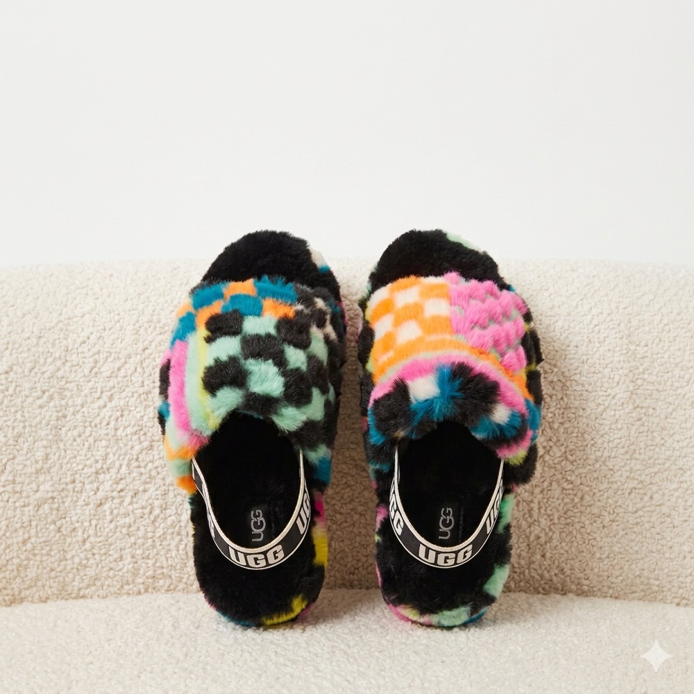 UGG Fluff Yeah Checks Slide – Black Multi Checkerboard – Size US 3    NWOT